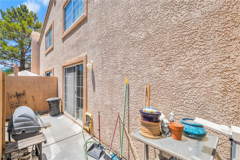 9695 Blue Calico, Las Vegas, NV 89123
