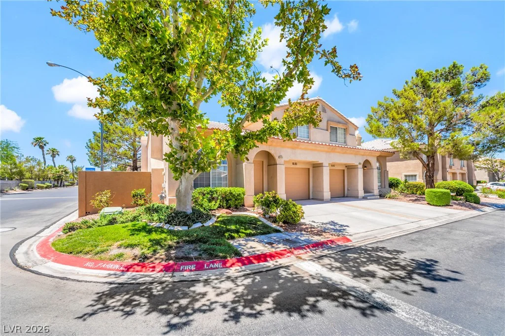 9695 Blue Calico, Las Vegas, NV 89123
