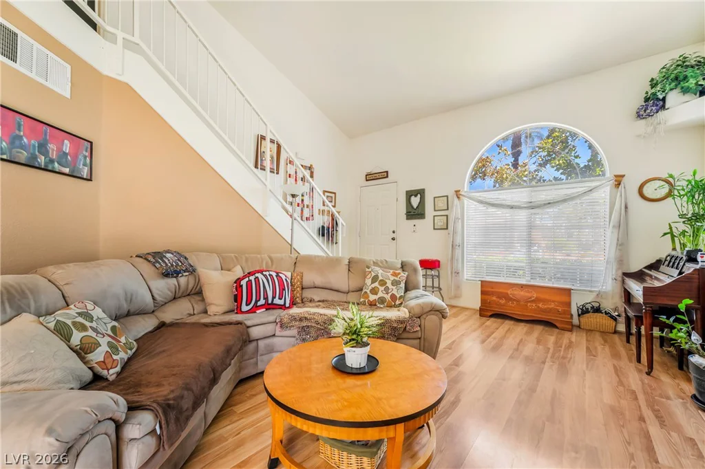 9695 Blue Calico, Las Vegas, NV 89123