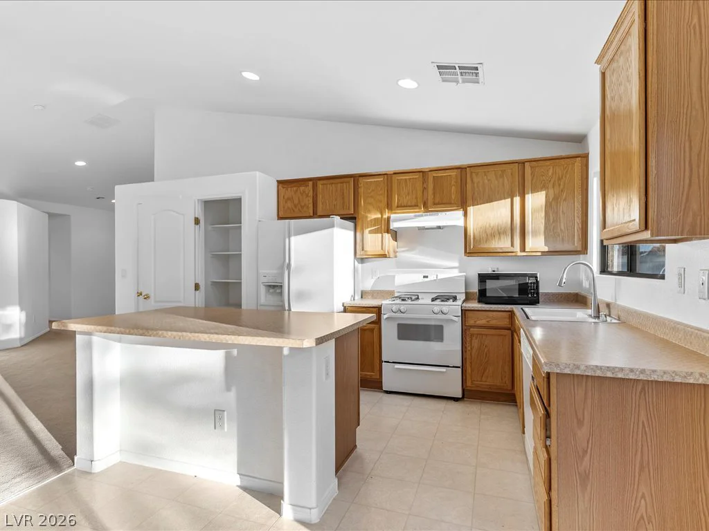 6515 Velvet Silk, North Las Vegas, NV 89084