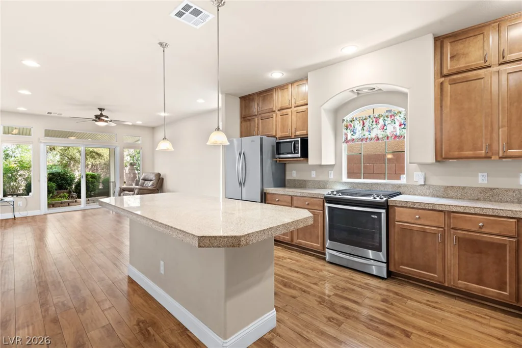 8312 Langhorne Creek, Las Vegas, NV 89139