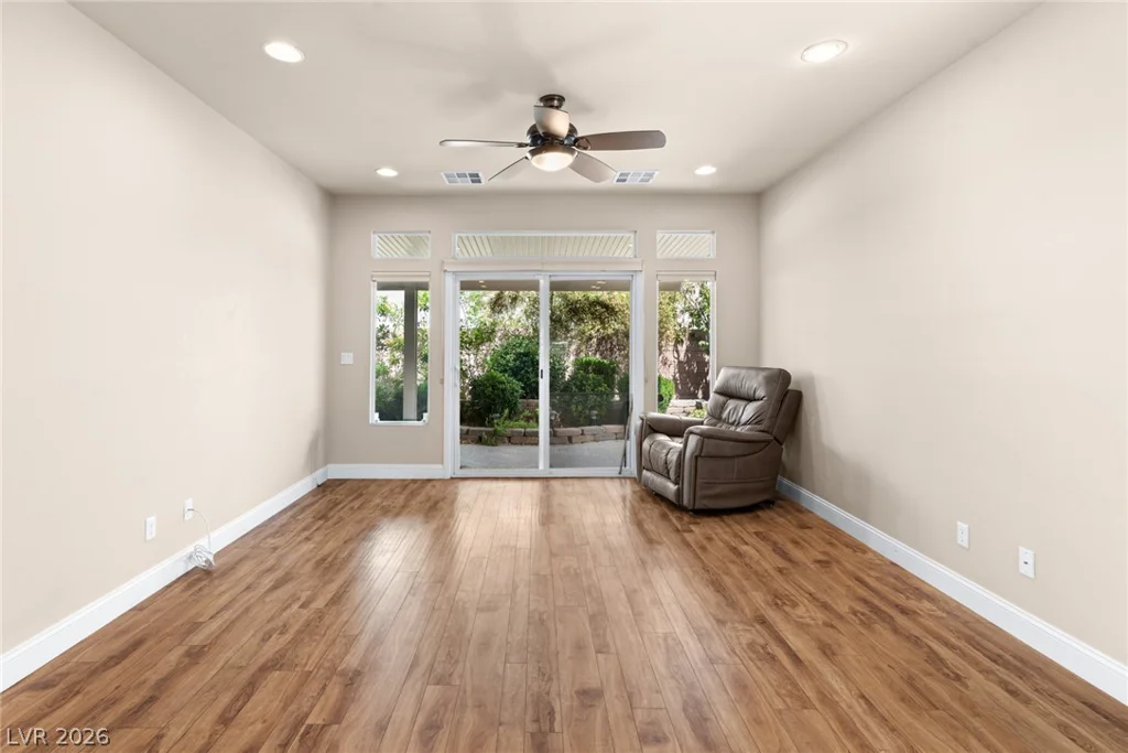8312 Langhorne Creek, Las Vegas, NV 89139