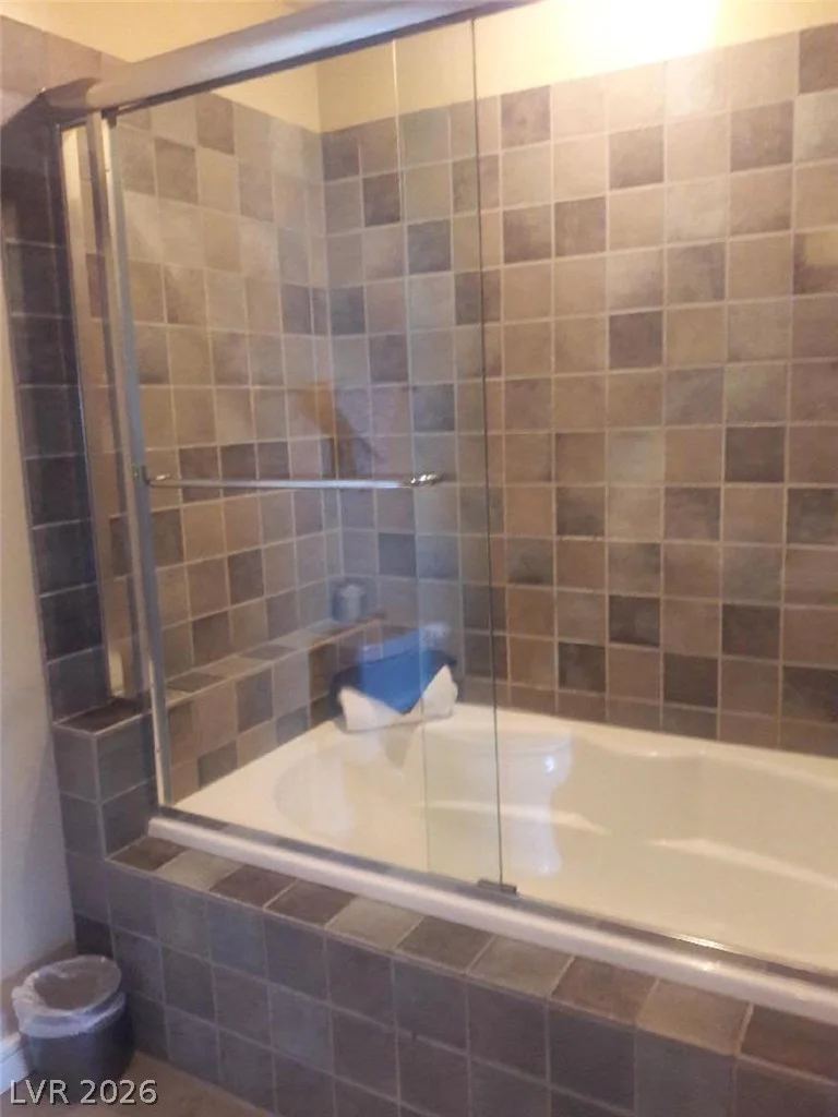 200 HOOVER, Las Vegas, NV 89101