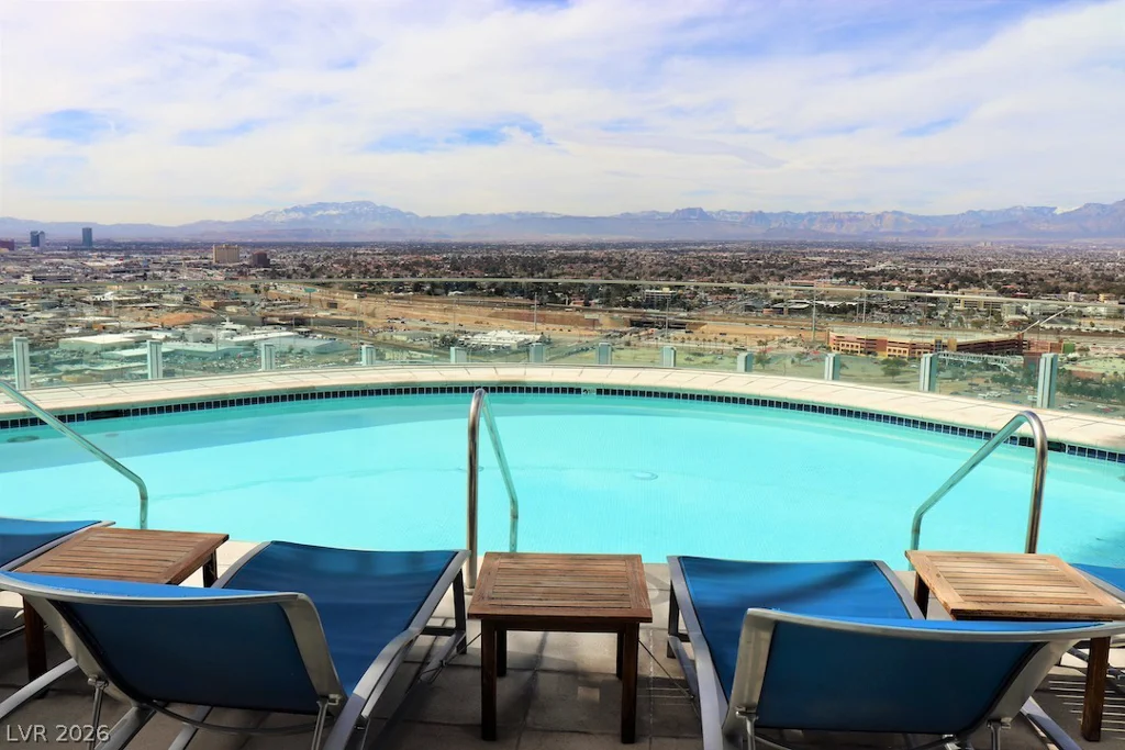 200 HOOVER, Las Vegas, NV 89101