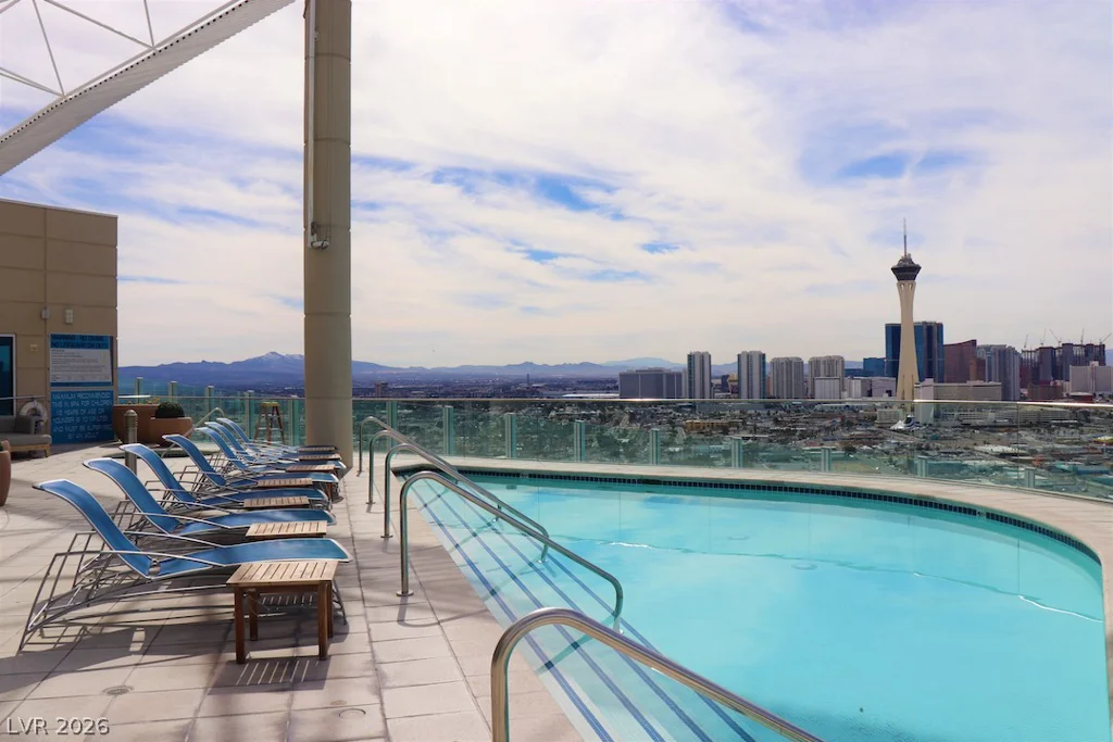 200 HOOVER, Las Vegas, NV 89101