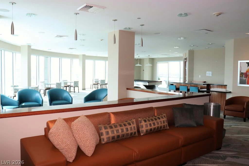 200 HOOVER, Las Vegas, NV 89101
