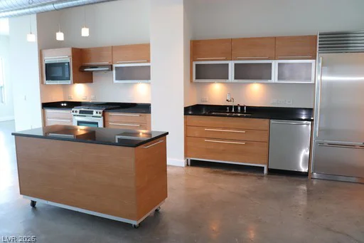 200 HOOVER, Las Vegas, NV 89101