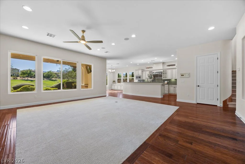 1963 Orchard Mist, Las Vegas, NV 89135