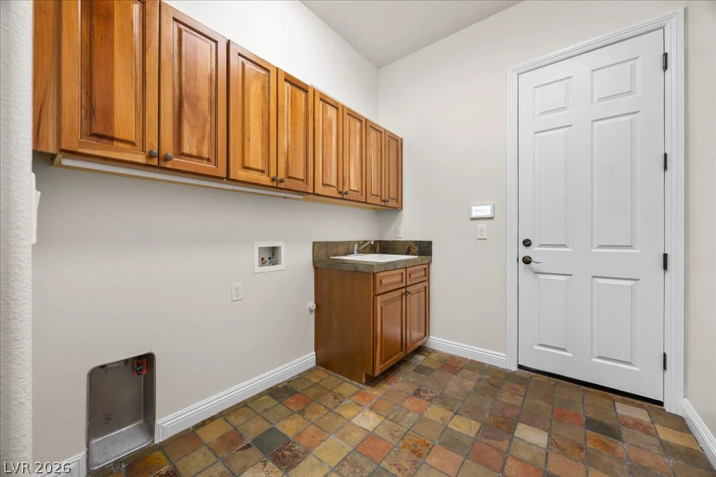 1963 Orchard Mist, Las Vegas, NV 89135