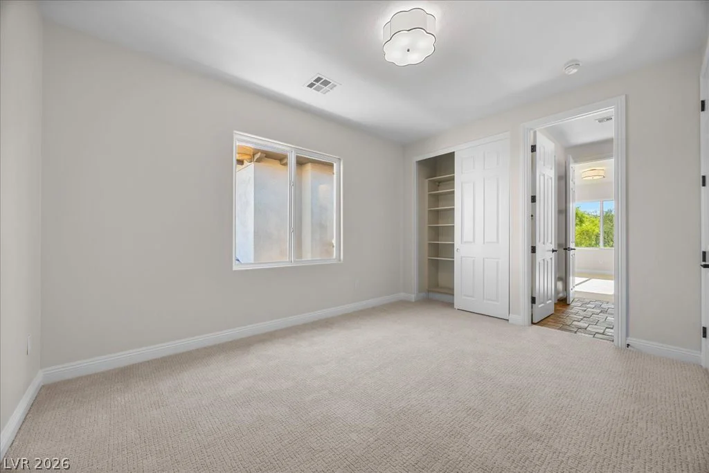1963 Orchard Mist, Las Vegas, NV 89135