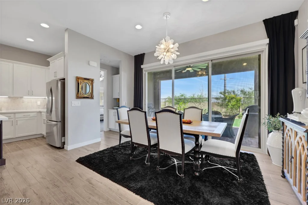 82 Nine Mile Creek, Las Vegas, NV 89138