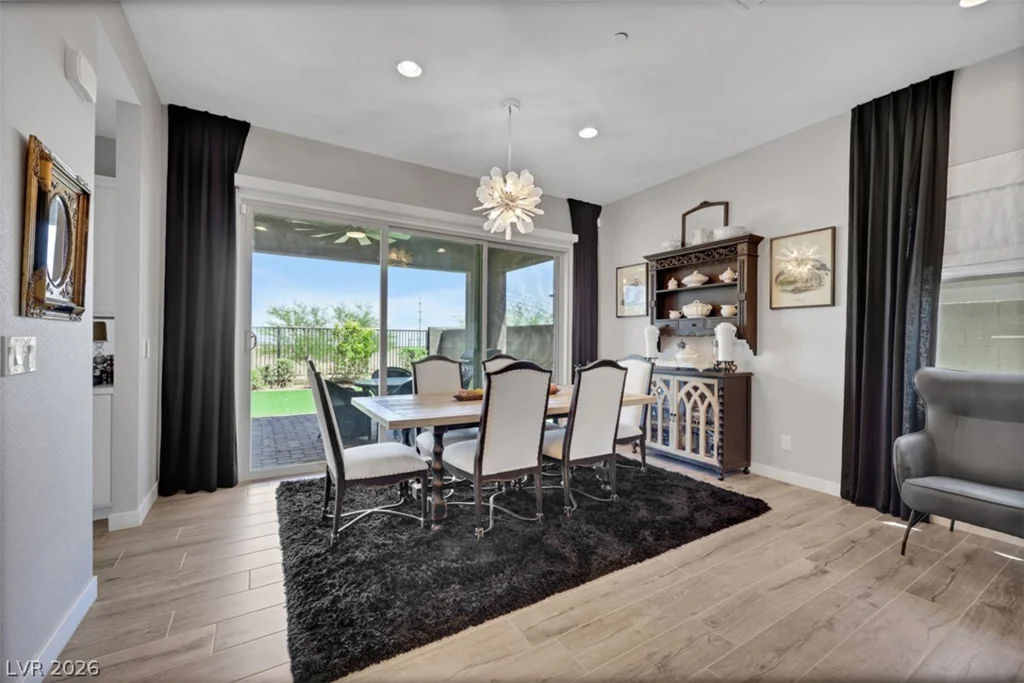 82 Nine Mile Creek, Las Vegas, NV 89138