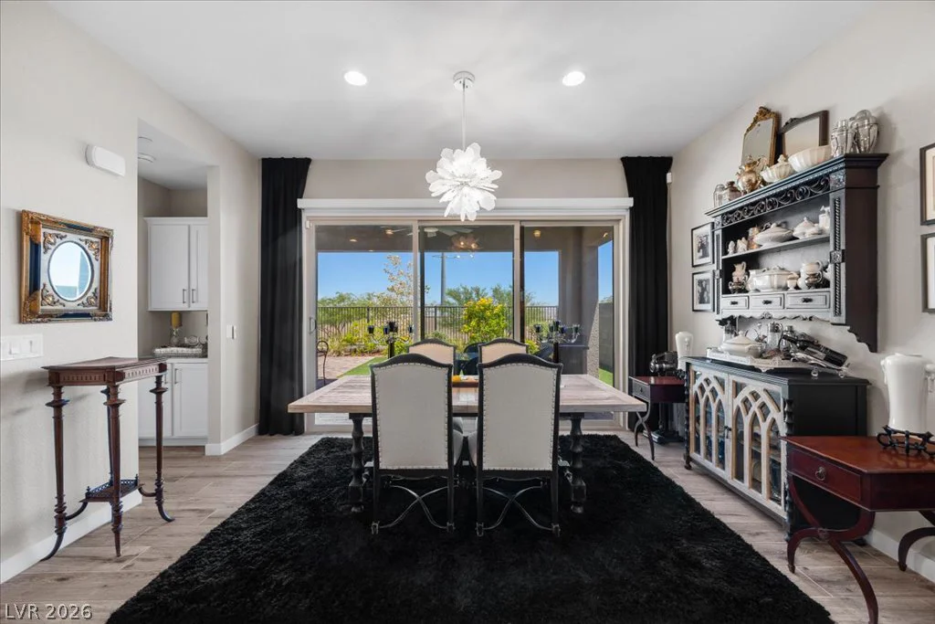 82 Nine Mile Creek, Las Vegas, NV 89138