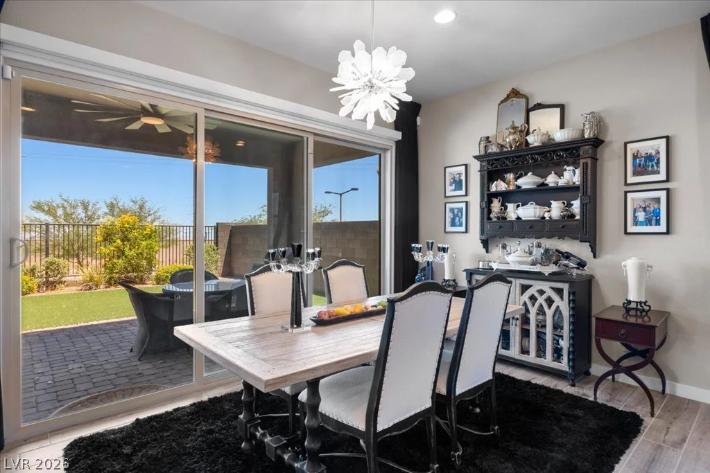 82 Nine Mile Creek, Las Vegas, NV 89138