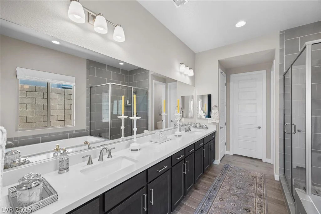 82 Nine Mile Creek, Las Vegas, NV 89138