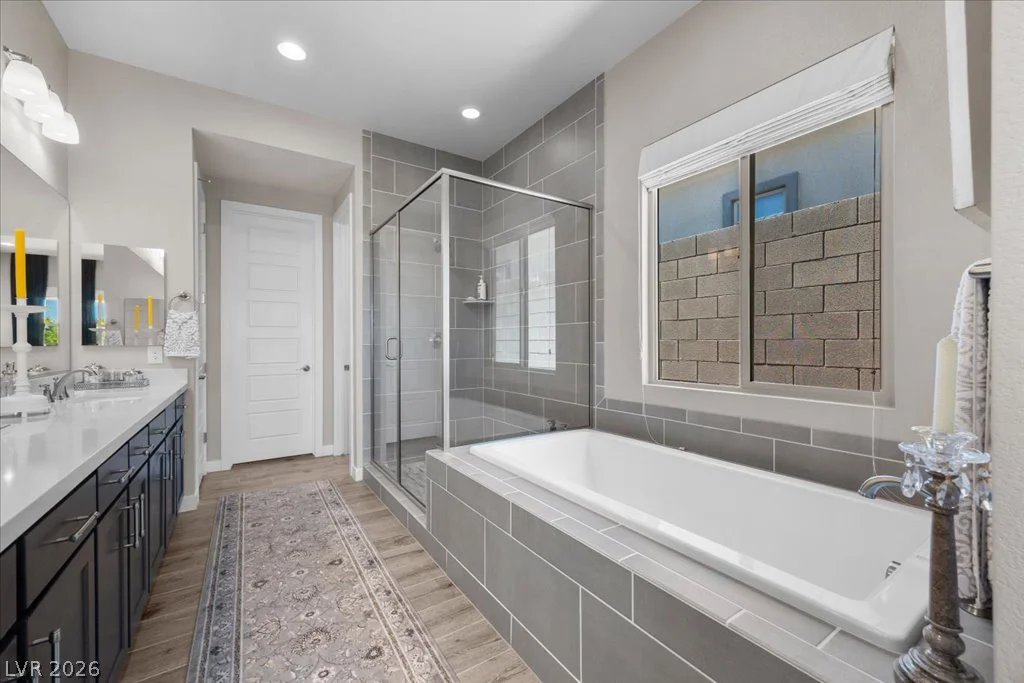 82 Nine Mile Creek, Las Vegas, NV 89138