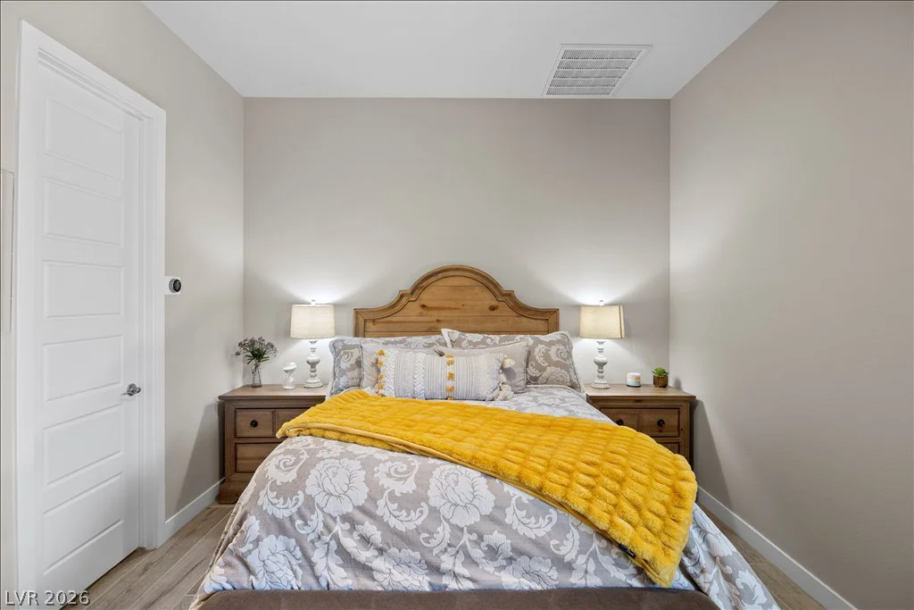 82 Nine Mile Creek, Las Vegas, NV 89138
