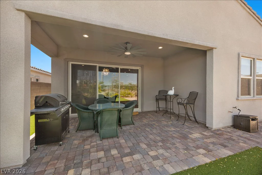 82 Nine Mile Creek, Las Vegas, NV 89138