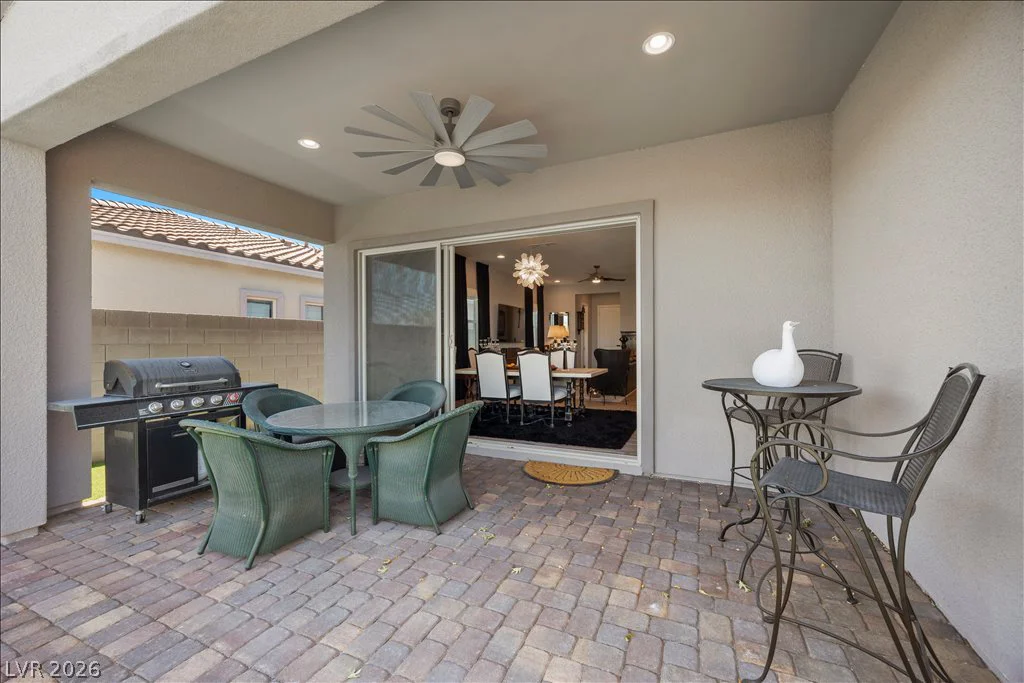 82 Nine Mile Creek, Las Vegas, NV 89138