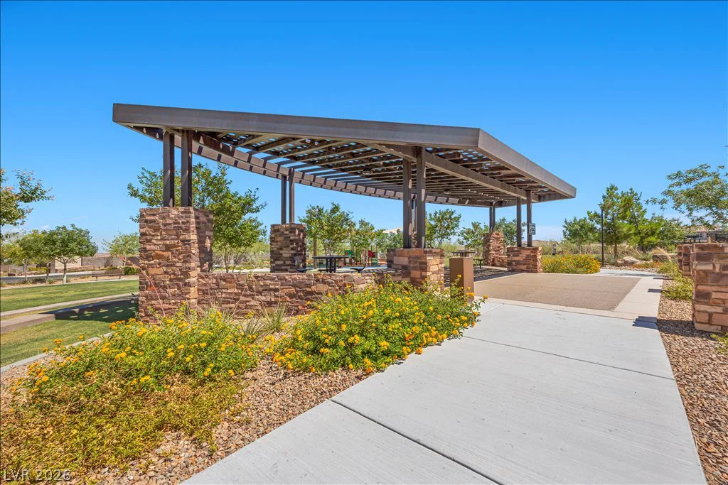 82 Nine Mile Creek, Las Vegas, NV 89138