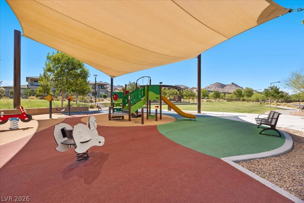 82 Nine Mile Creek, Las Vegas, NV 89138