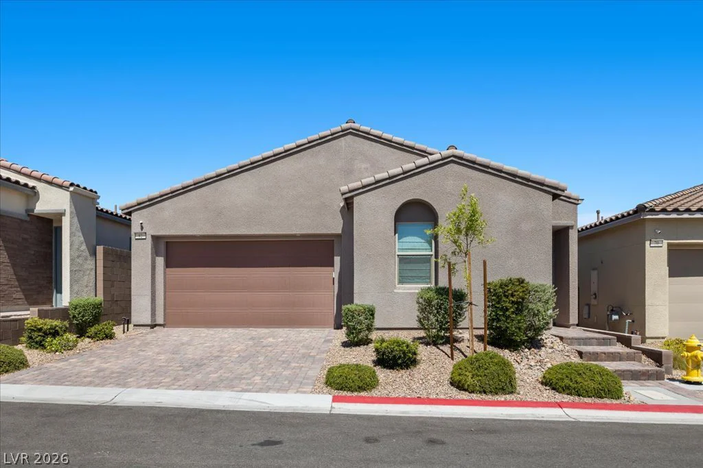 82 Nine Mile Creek, Las Vegas, NV 89138
