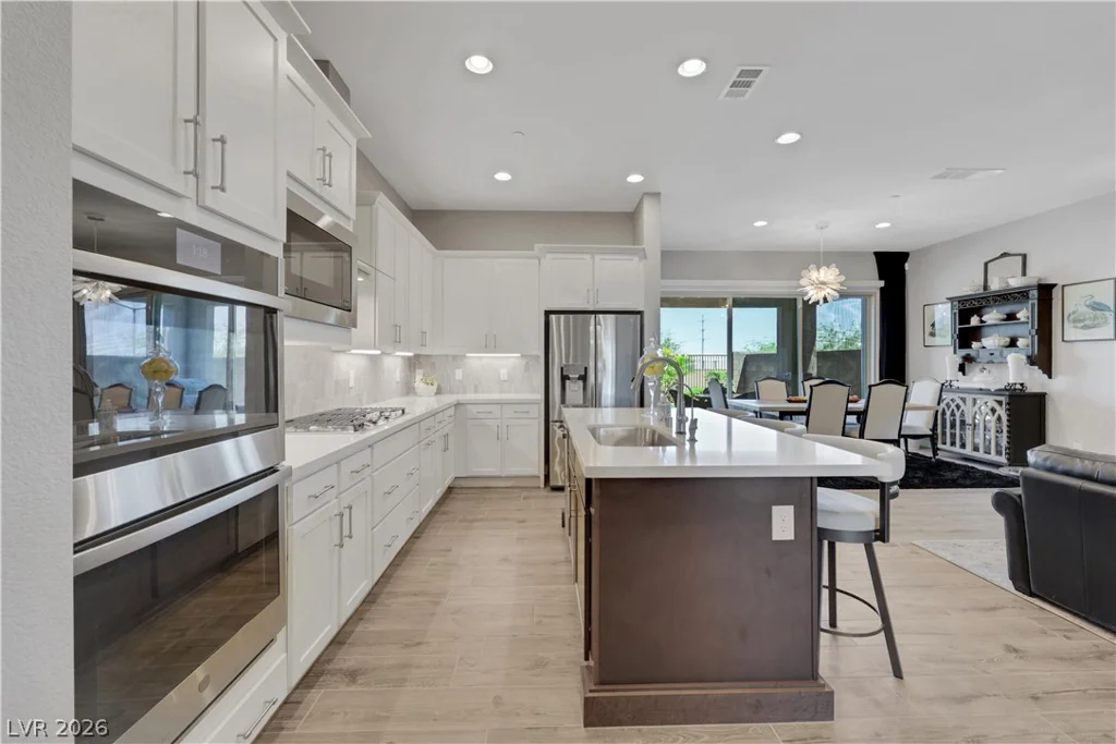 82 Nine Mile Creek, Las Vegas, NV 89138