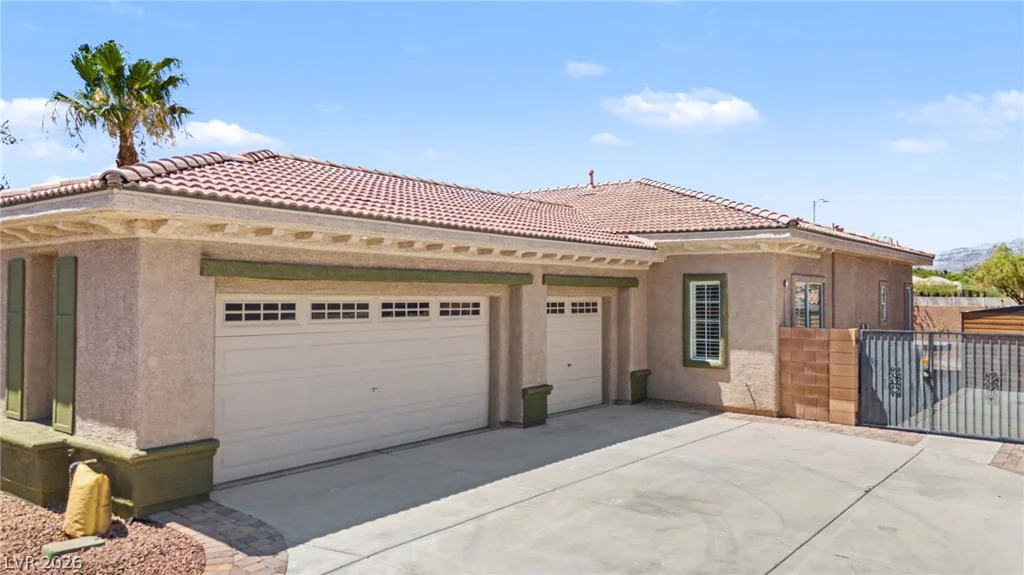 7112 Via Campanile, Las Vegas, NV 89131