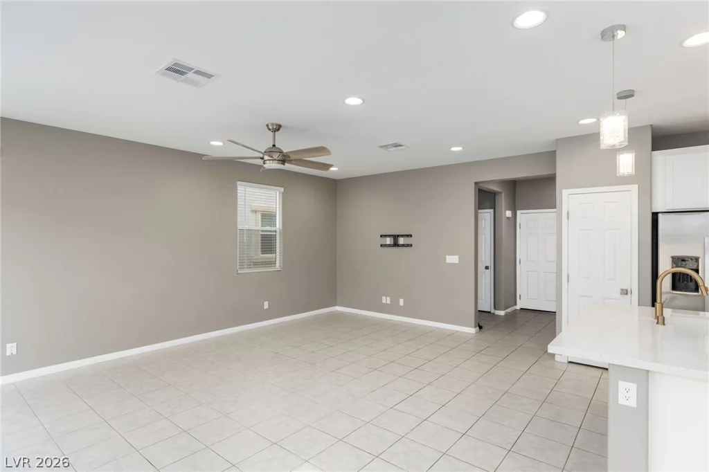 10154 Meranto, Las Vegas, NV 89178