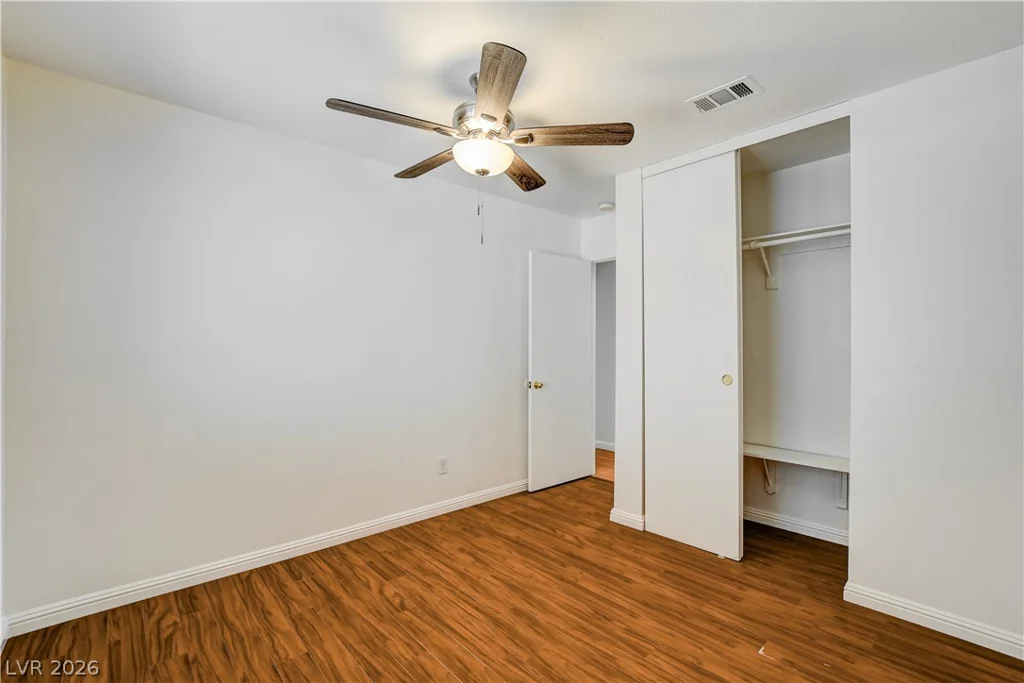 320 Searchlight, Las Vegas, NV 89110