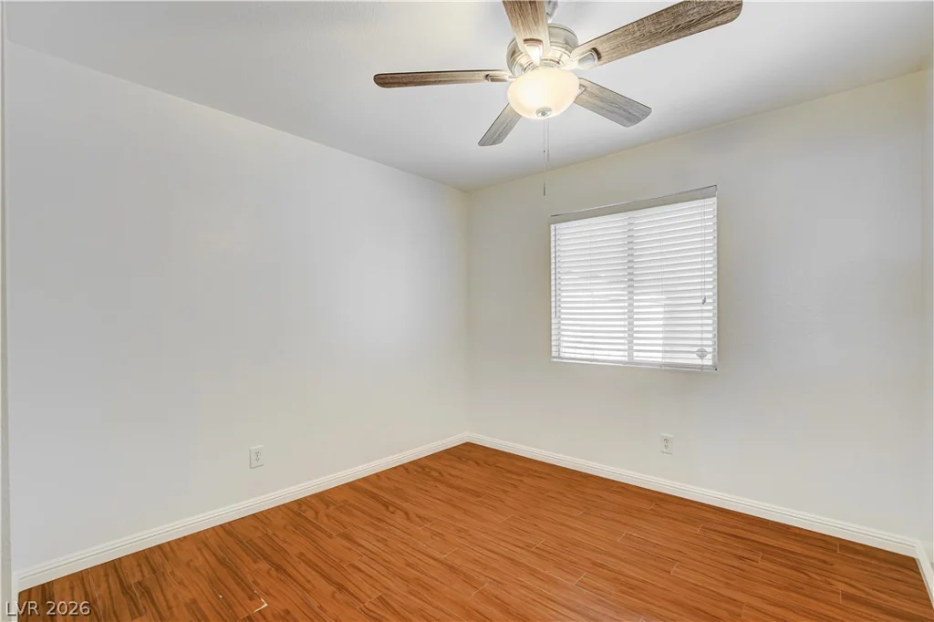 320 Searchlight, Las Vegas, NV 89110