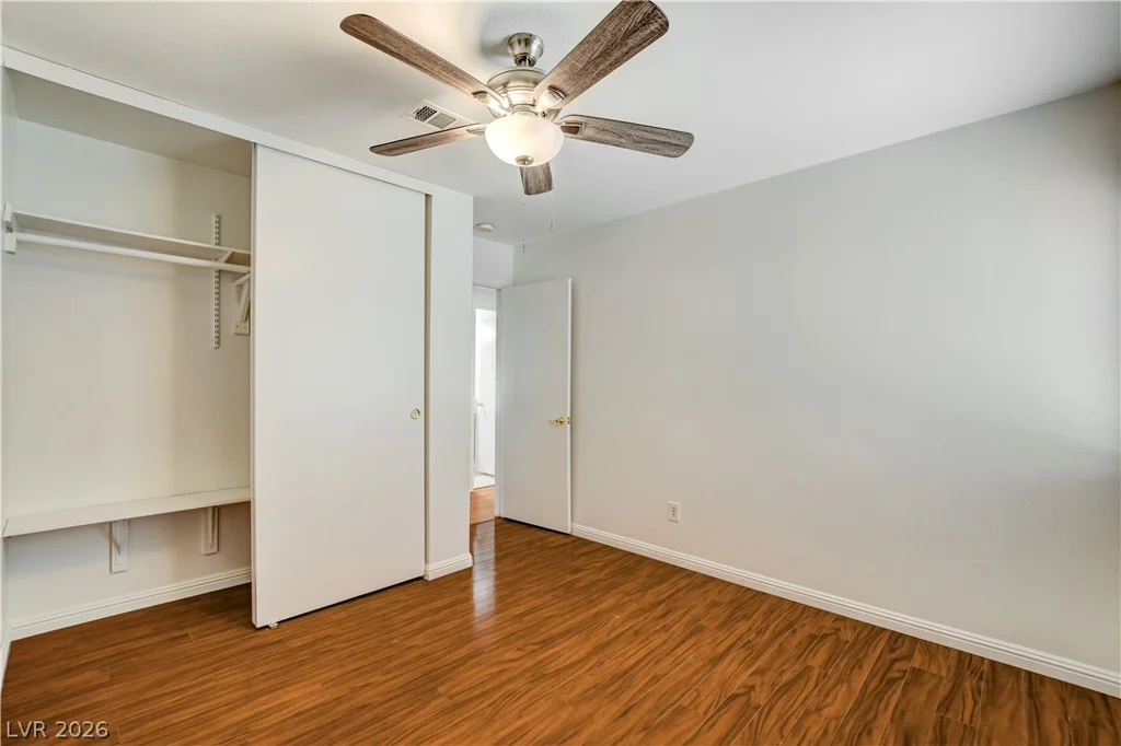 320 Searchlight, Las Vegas, NV 89110