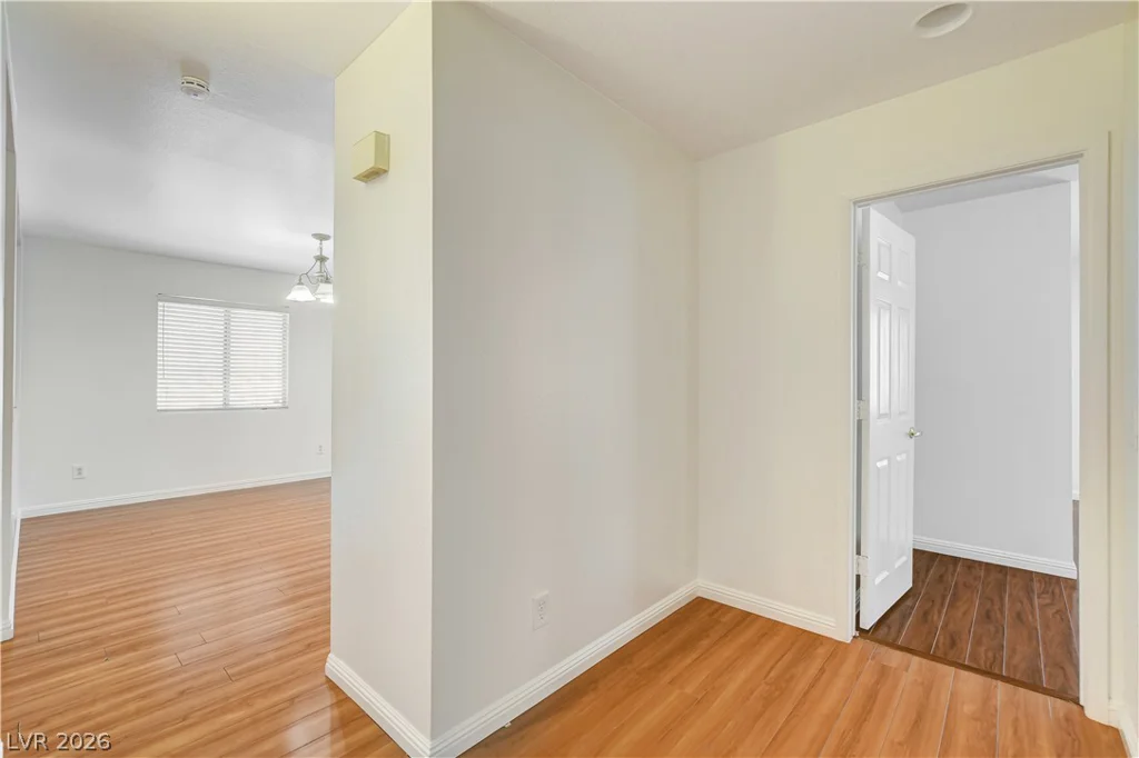 320 Searchlight, Las Vegas, NV 89110