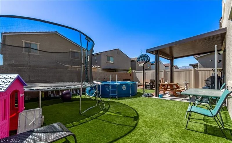 6313 Voss, North Las Vegas, NV 89081
