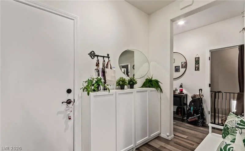 6313 Voss, North Las Vegas, NV 89081