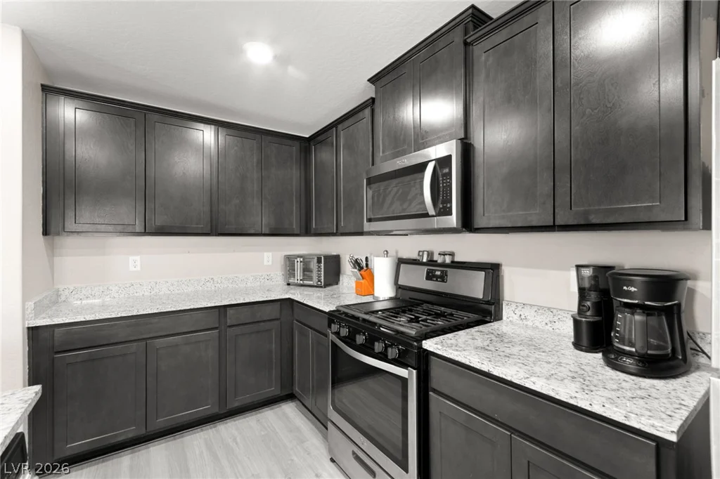 522 Descubir, North Las Vegas, NV 89081