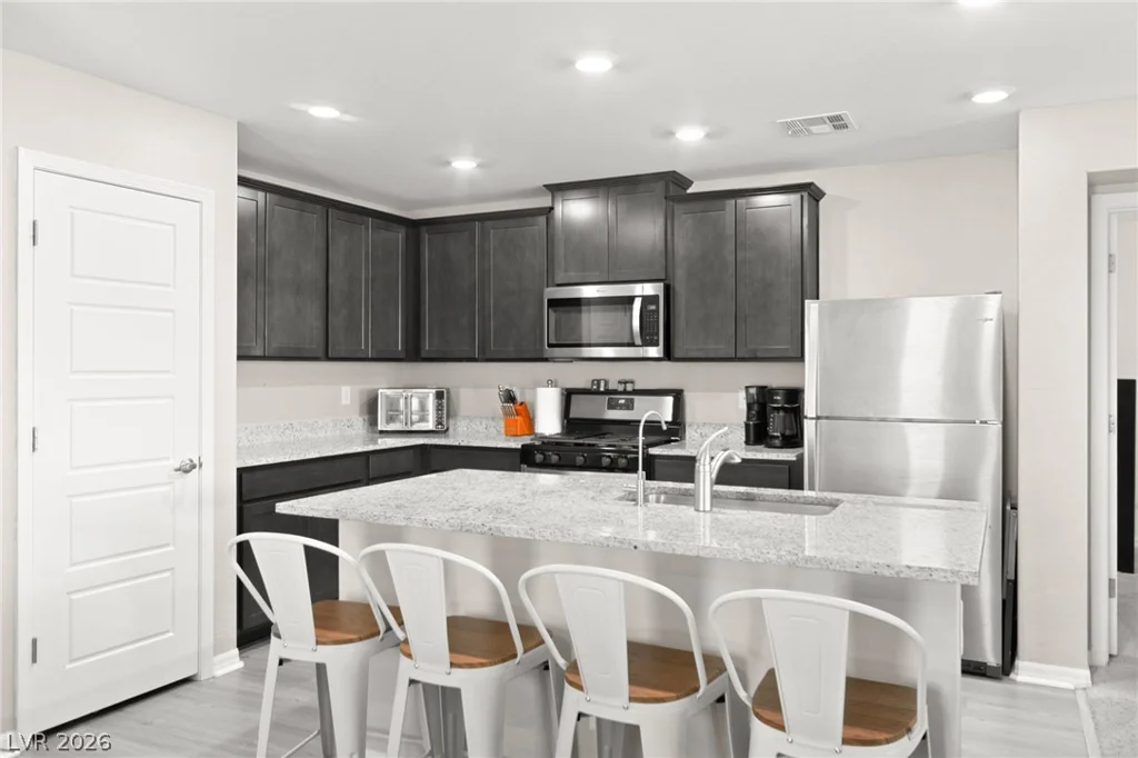522 Descubir, North Las Vegas, NV 89081