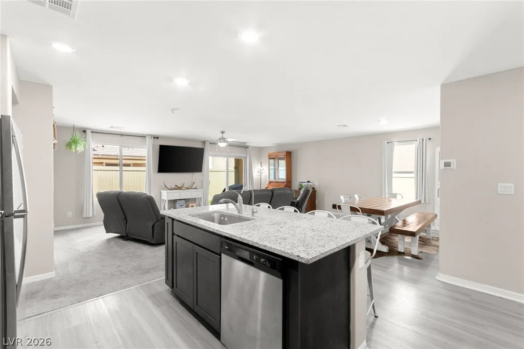 522 Descubir, North Las Vegas, NV 89081