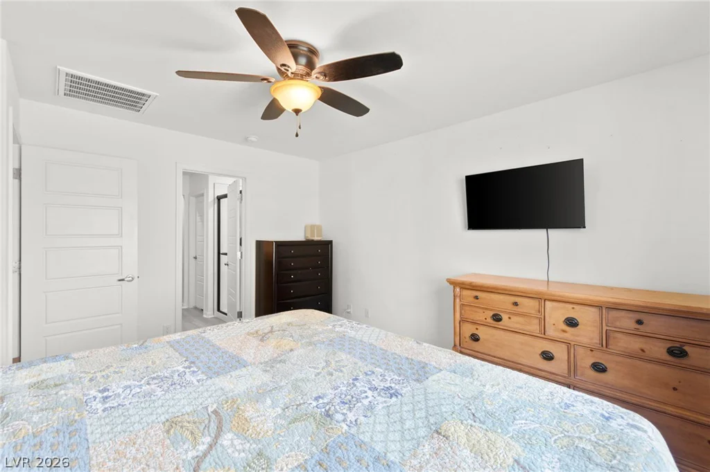 522 Descubir, North Las Vegas, NV 89081