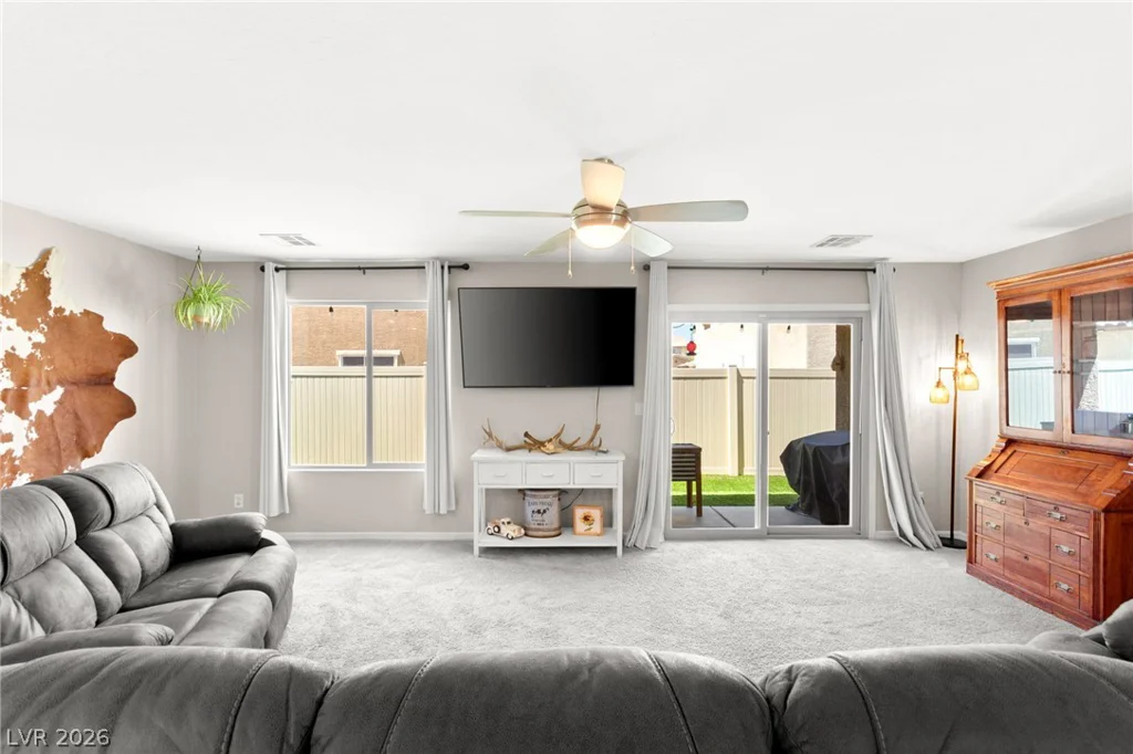 522 Descubir, North Las Vegas, NV 89081