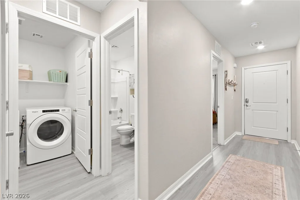 522 Descubir, North Las Vegas, NV 89081