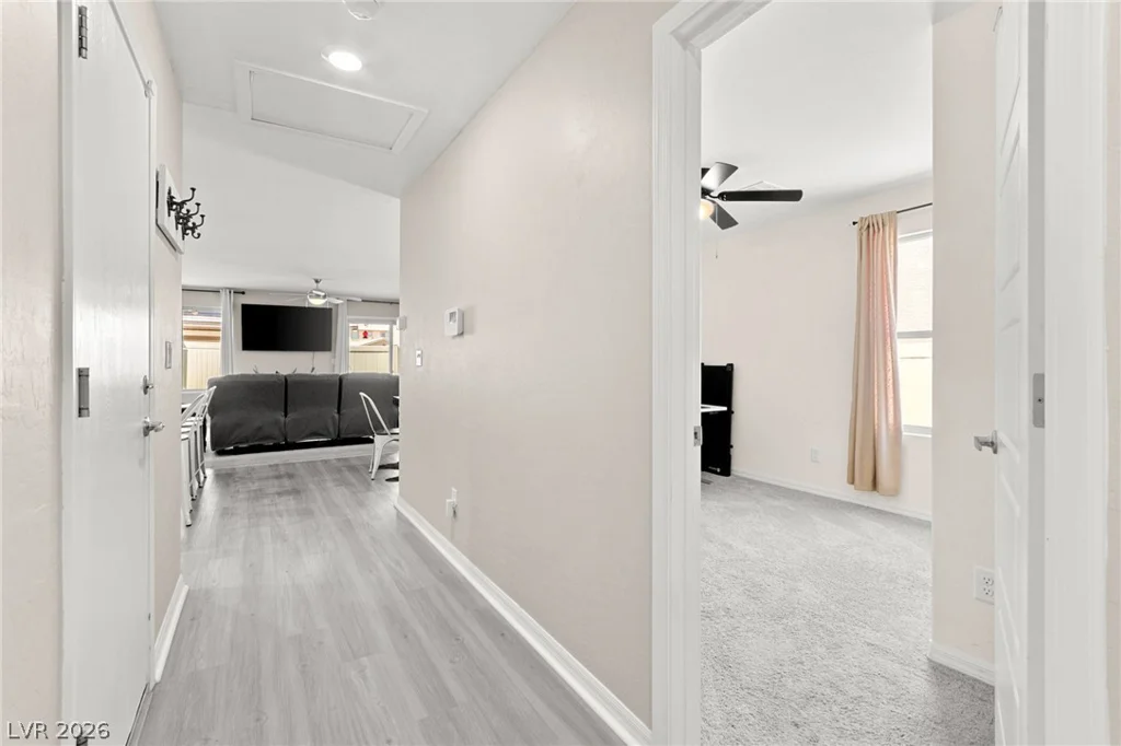522 Descubir, North Las Vegas, NV 89081