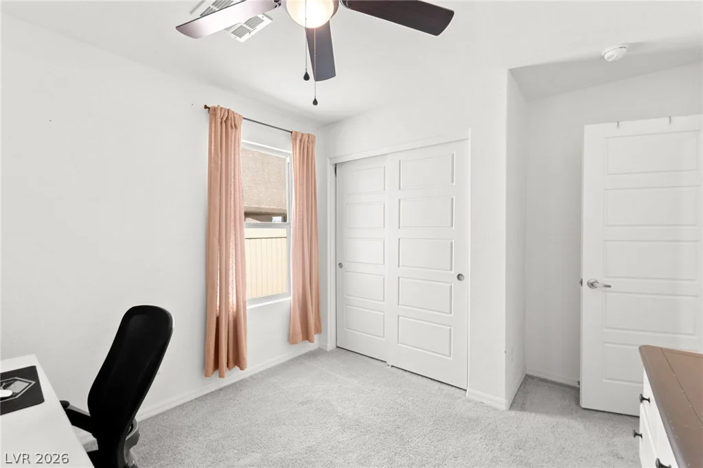 522 Descubir, North Las Vegas, NV 89081