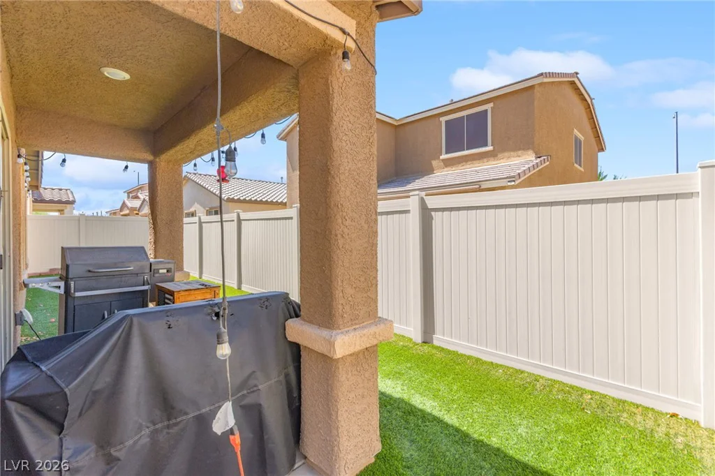 522 Descubir, North Las Vegas, NV 89081