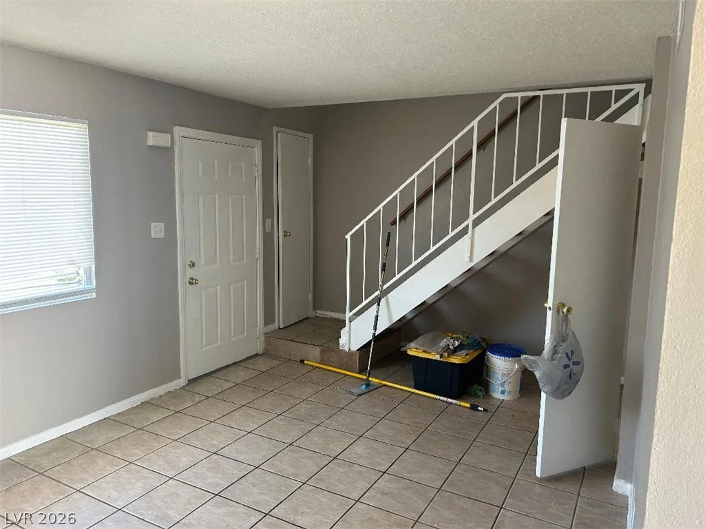 4972 Larkspur, Las Vegas, NV 89120
