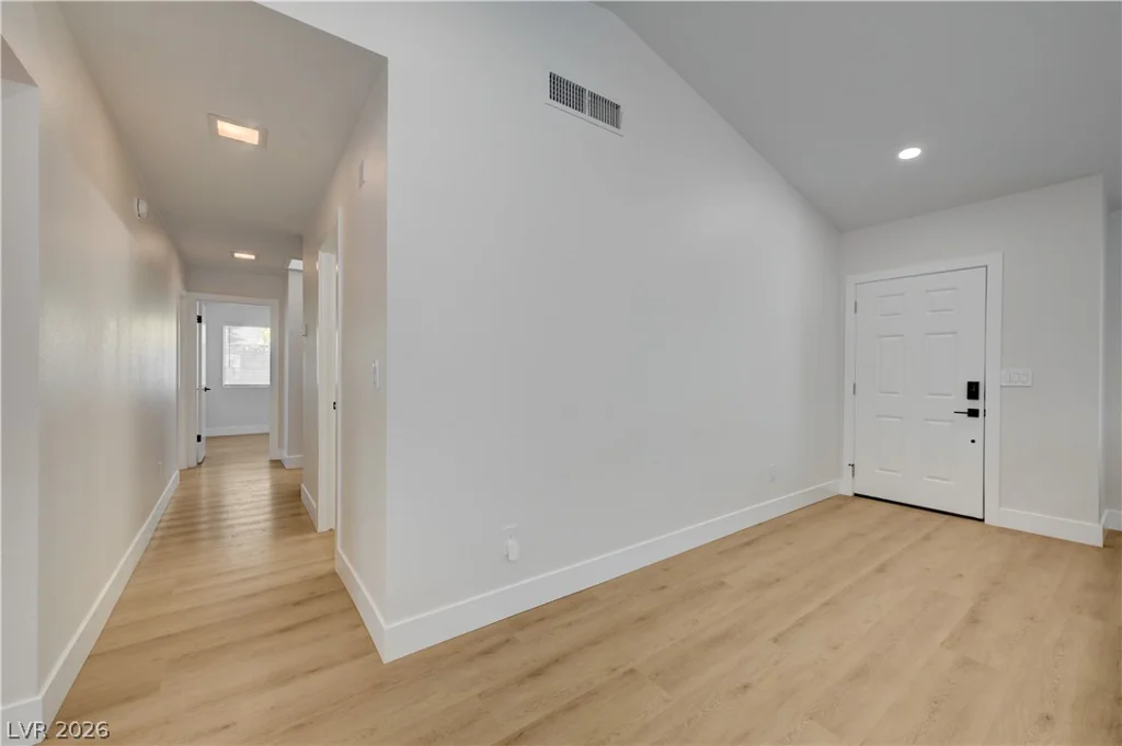 3131 White Rose, Henderson, NV 89014