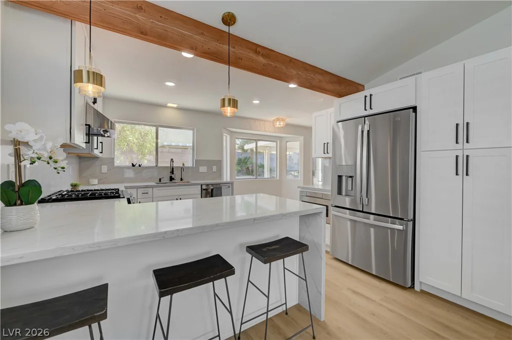 3131 White Rose, Henderson, NV 89014