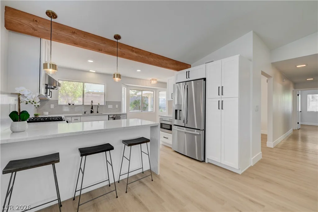 3131 White Rose, Henderson, NV 89014