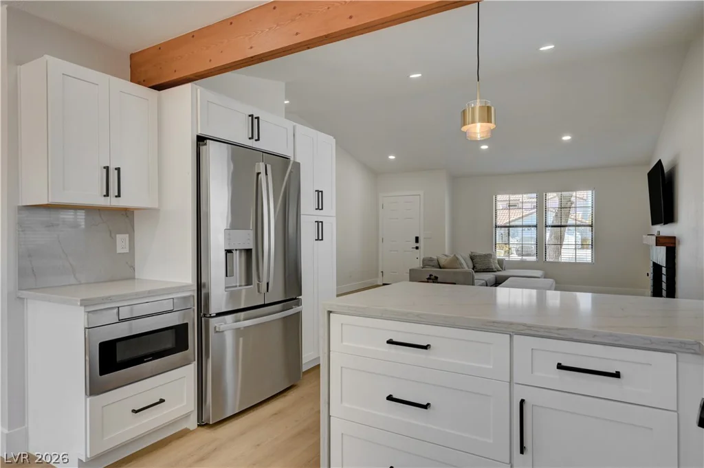 3131 White Rose, Henderson, NV 89014