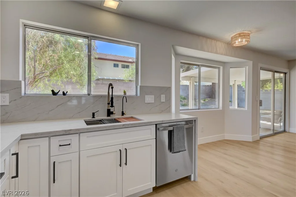 3131 White Rose, Henderson, NV 89014